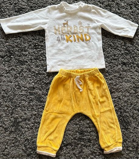 Baby sweatshirt and Joggers set