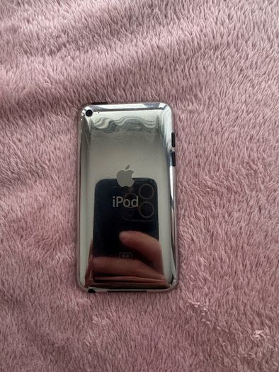 Ipod touch 4th 8 GB
