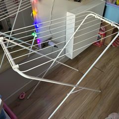 Foldable Metal Laundry/Clothing Drying Rack