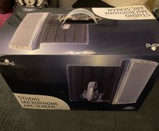 Studio microphone arc screen