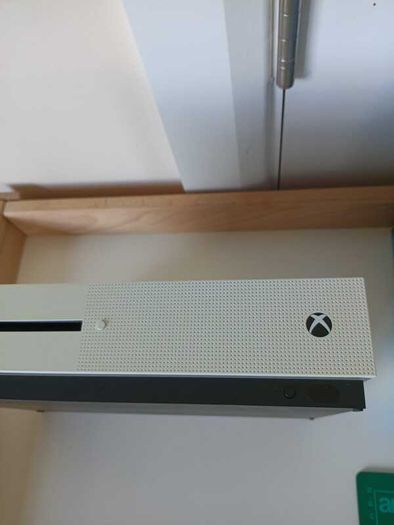 Xbox One S Console  + 2 Games
