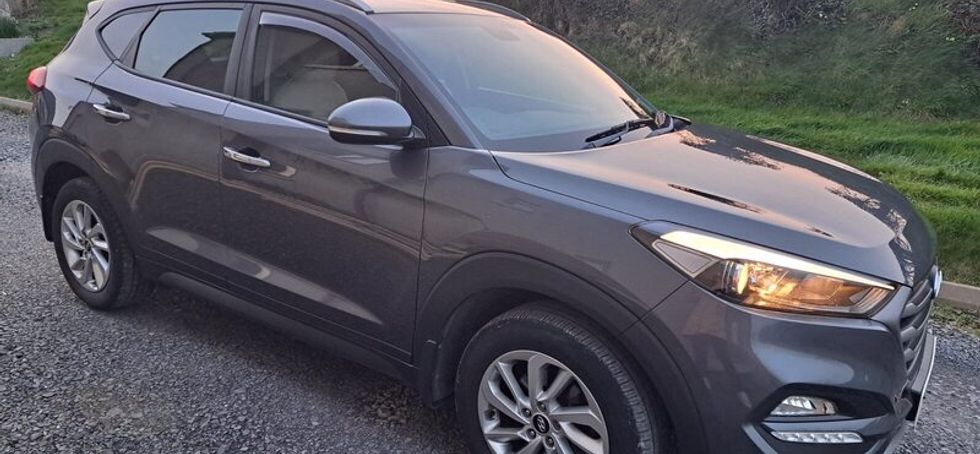 Hyundai Tucson (executive model) 182 reg