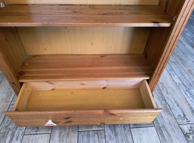 Book Shelf