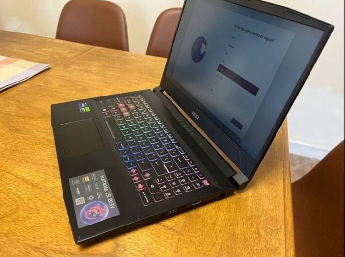 MSI Katana i9, 15'6 inch, 4070 gaming laptop