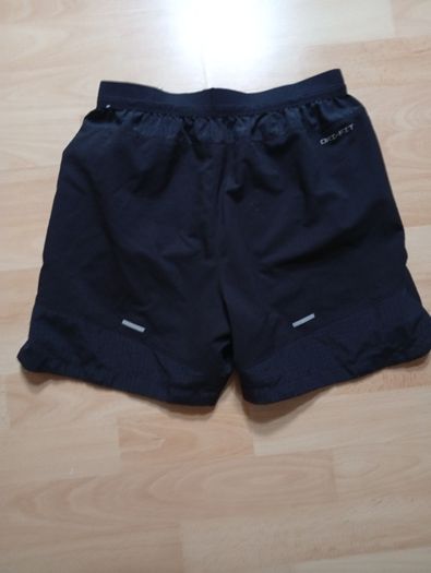 Nike Dri-Fit Shorts Shorts (( Authentic Age 11-12yrs))