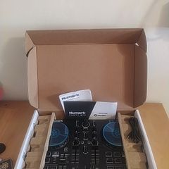 Numark Party Mix
