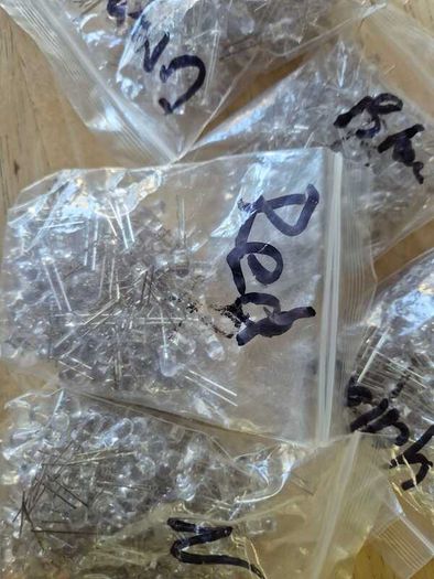 leds 5mm clear ( R,G,B,Y,W)