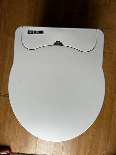 Thetford porta potti 565