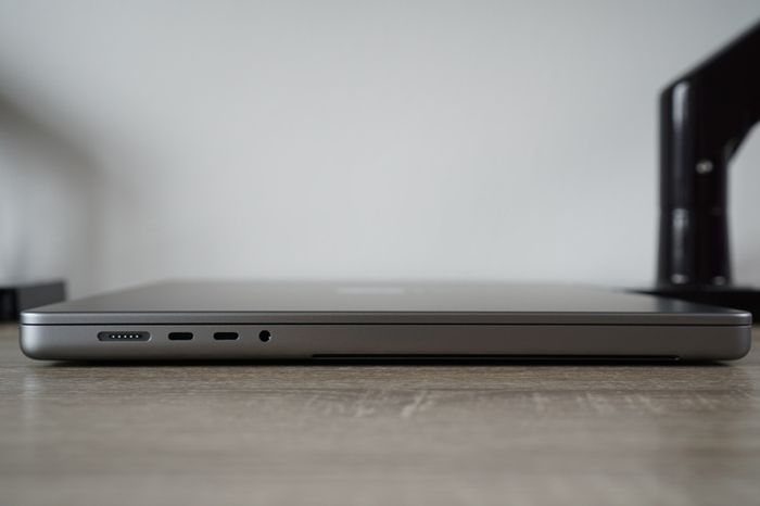 MacBook Pro 16" 2021 M1 Pro | 16GB | 512GB | 99% Battery