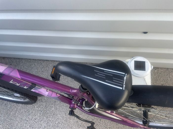 Kids / Ladies Apollo Jewel Mountain Bike (as New)