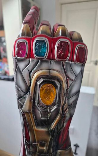 Beast Kingdom Avengers Endgame Nano Gauntlet