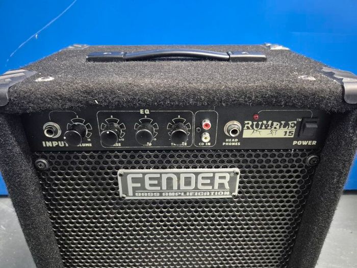 Fender Rumble 15 Bass Amplifier
