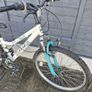 girl bike approx 10yrs Image 4