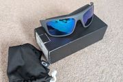 Oakley "Drop-point" Polarized NEW