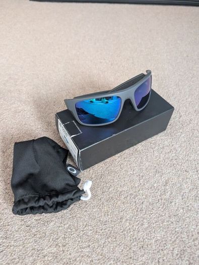 Oakley Drop point NEW