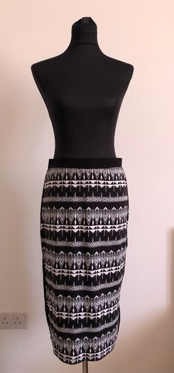 Oasis skirt - sz 12