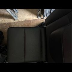 Landcruiser seats