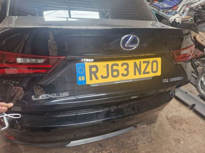 lexus is300h parts