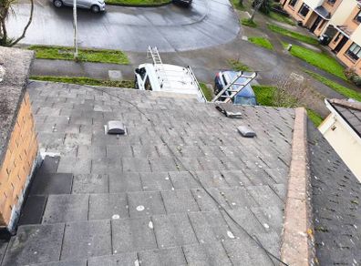Ventilation - roof tile vents