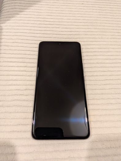 VIVO V50 5G Smartphone, 12 GB + 512 GB, Professional 50+50 MP ZEISS Cameras, 4K Video, 5260 mAh Battery, 90 W Fast Charge, 6.77 Inch Ultra Slim Quad Curved AMOLED Display, IP68 + IP69 Dust