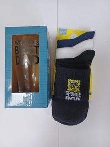 Fathers Day Gift: Pint Glass and Spongebob Socks