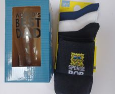 Fathers Day Gift: Pint Glass and Spongebob Socks