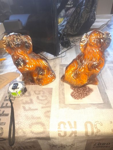 Pair of Vintage Spaniel Dog Figurines. Postage Available or Collection