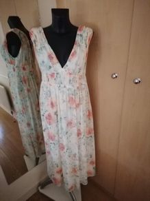 Women's Dress NWT SIZE Medium