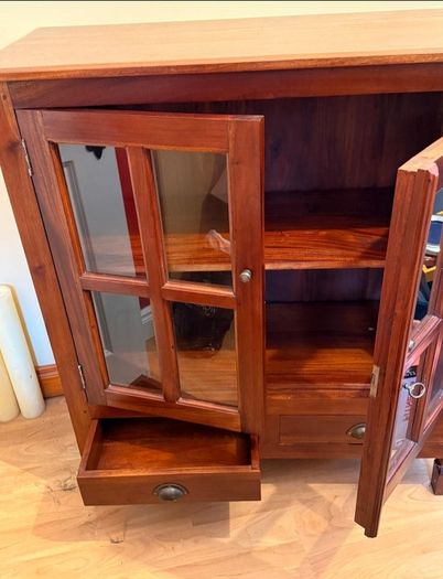 Solid Wood Display Unit