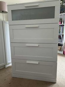 Chest of drawers