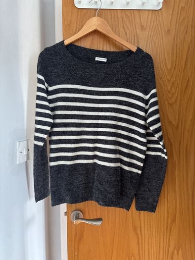 Jacqueline de Yong Jumper
