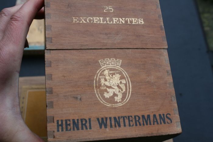 Vintage Cigar Boxes (25 Each)