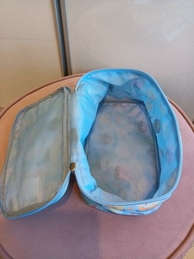 make up bag