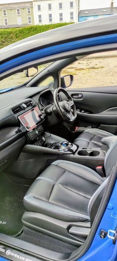 Nissan Leaf Leaf SV 62 kWh 350kms Range