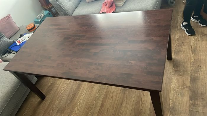 table and 6 chairs