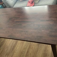 table and 6 chairs