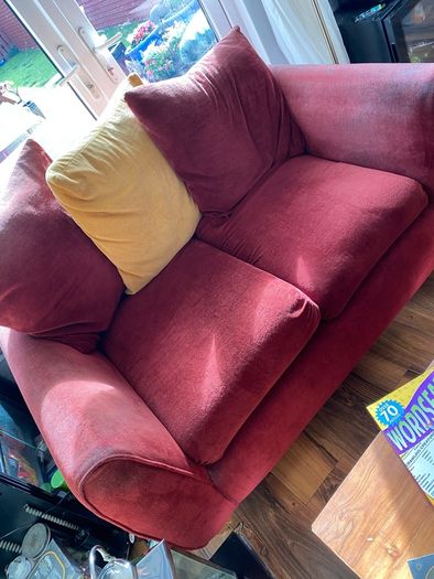 Red Sofa Suites 1x 2 Seater 1x 3 Seater 1x Chair