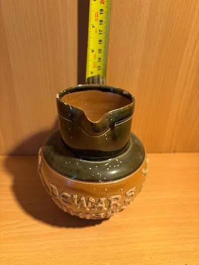 Pub jug Dewars