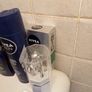 Men's toiletries Image 4