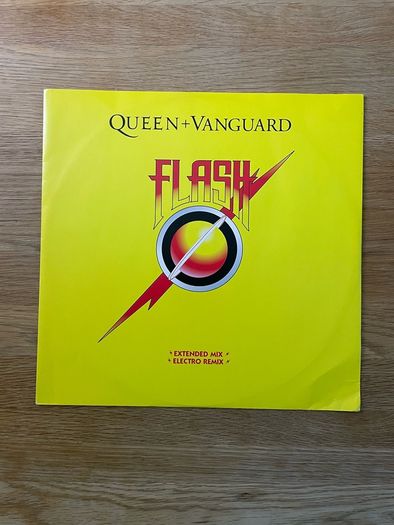 Queen + Vanguard - Flash - 12" Vinyl Single - 2003 Nebula / Frisbee / Virgin / EMI Records