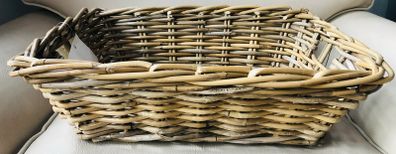 Basket / hamper