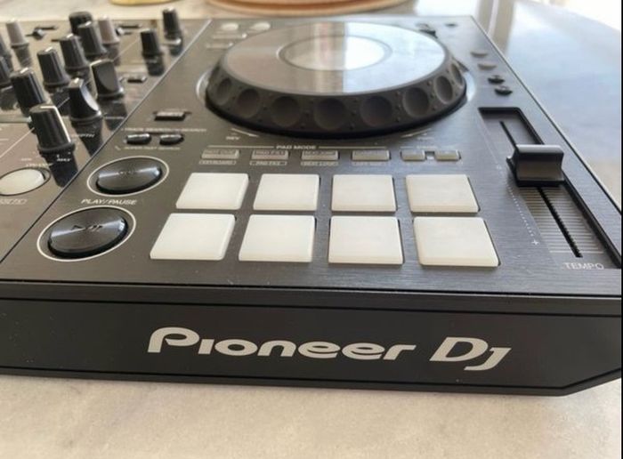 Ddj800