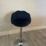 bar stools Image 3
