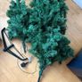 6ft christmas tree with lights and stand Image 8