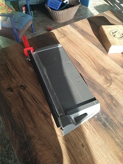 Paper Cutter