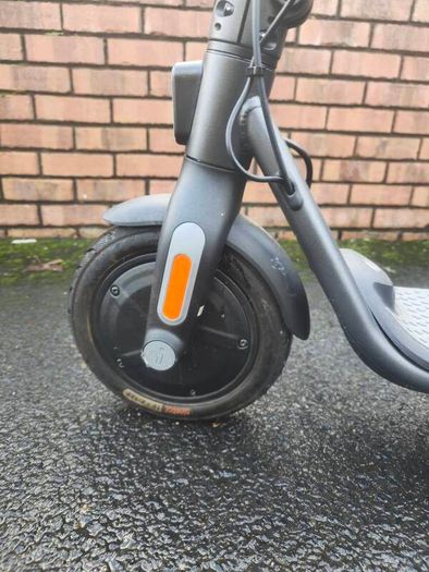 Ninebot by Segway Kickscooter F25E II Electric Scooter