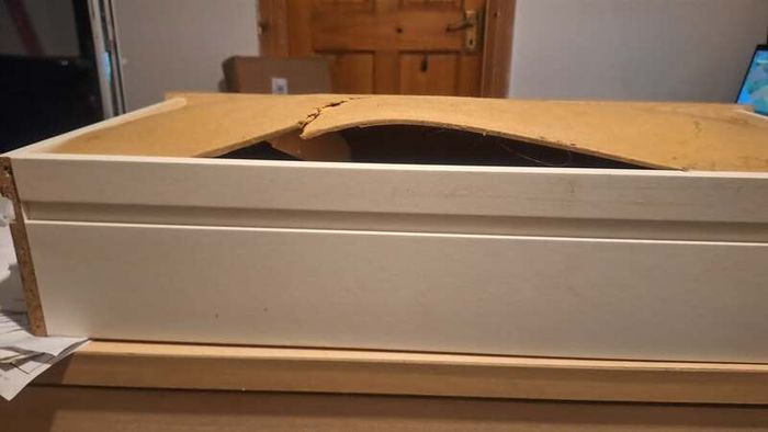 Free: King Size Divan Bed (150x200) + 2 Chests of Drawers - Collection Only