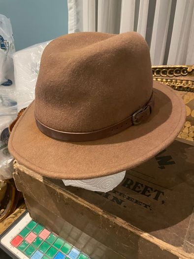 hat