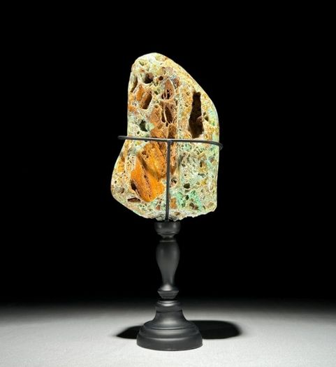 Mineral Form - Green Smithsonite