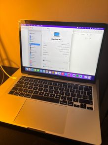 MacBook Pro 13" 2020 Intel i5 8GB RAM Touch Bar - Perfect Condition